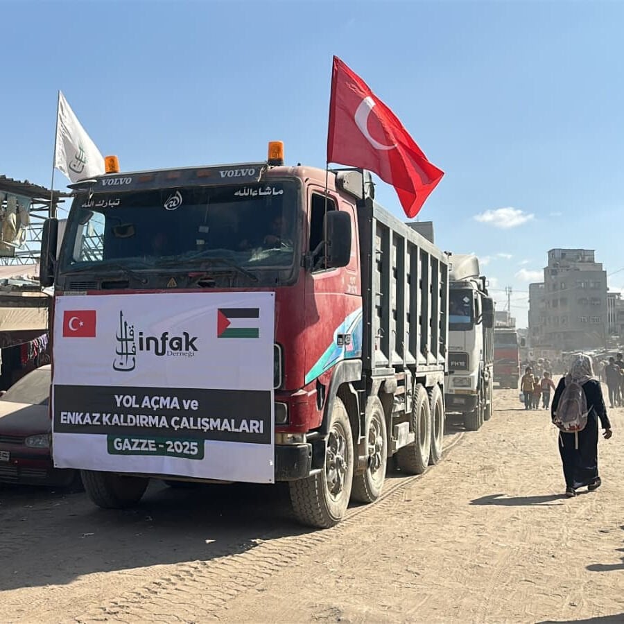 FİLİSTİN YOL AÇMA VE ENKAZ KALDIRMA ÇALIŞMALARI